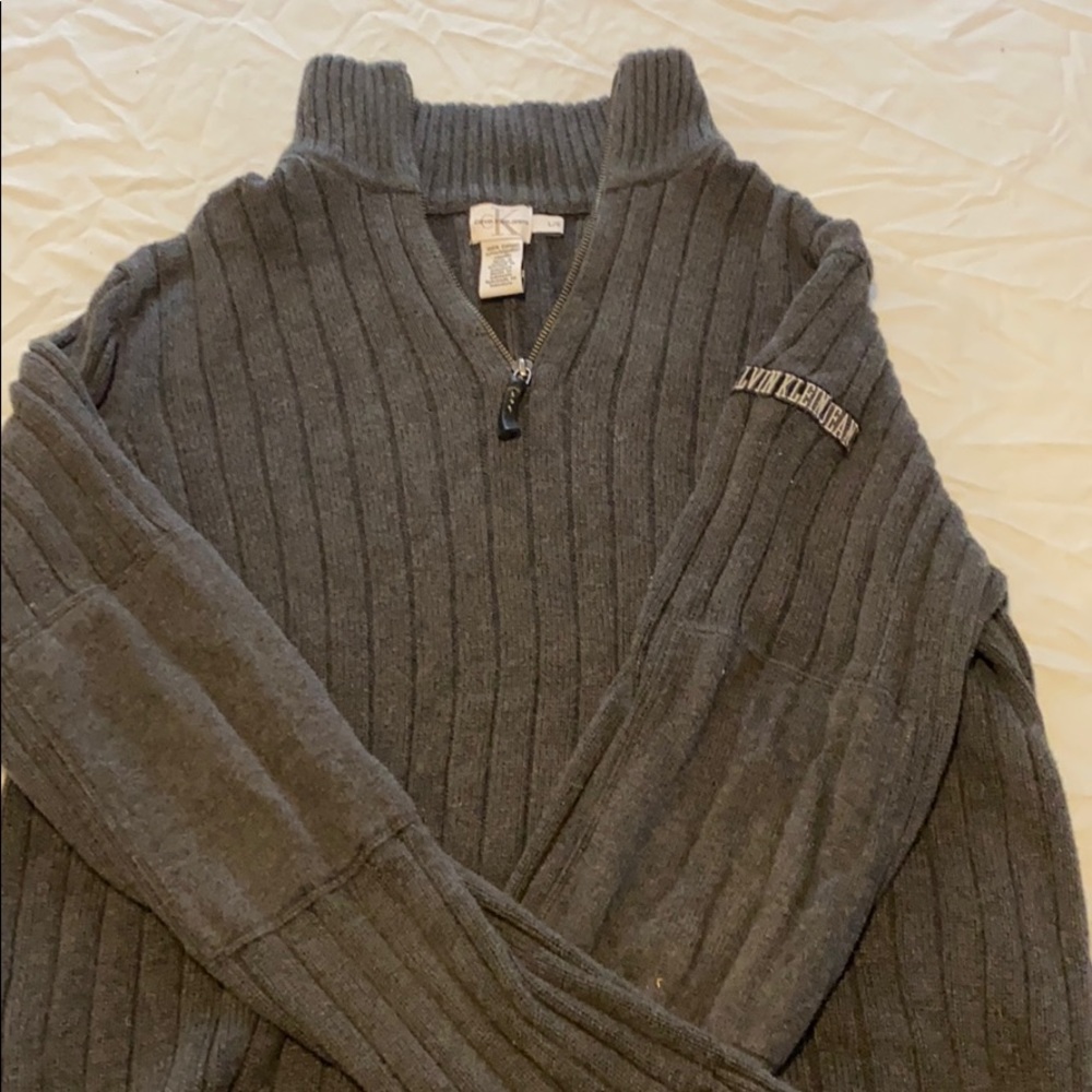 Calvin Klein pullover sweater, size L